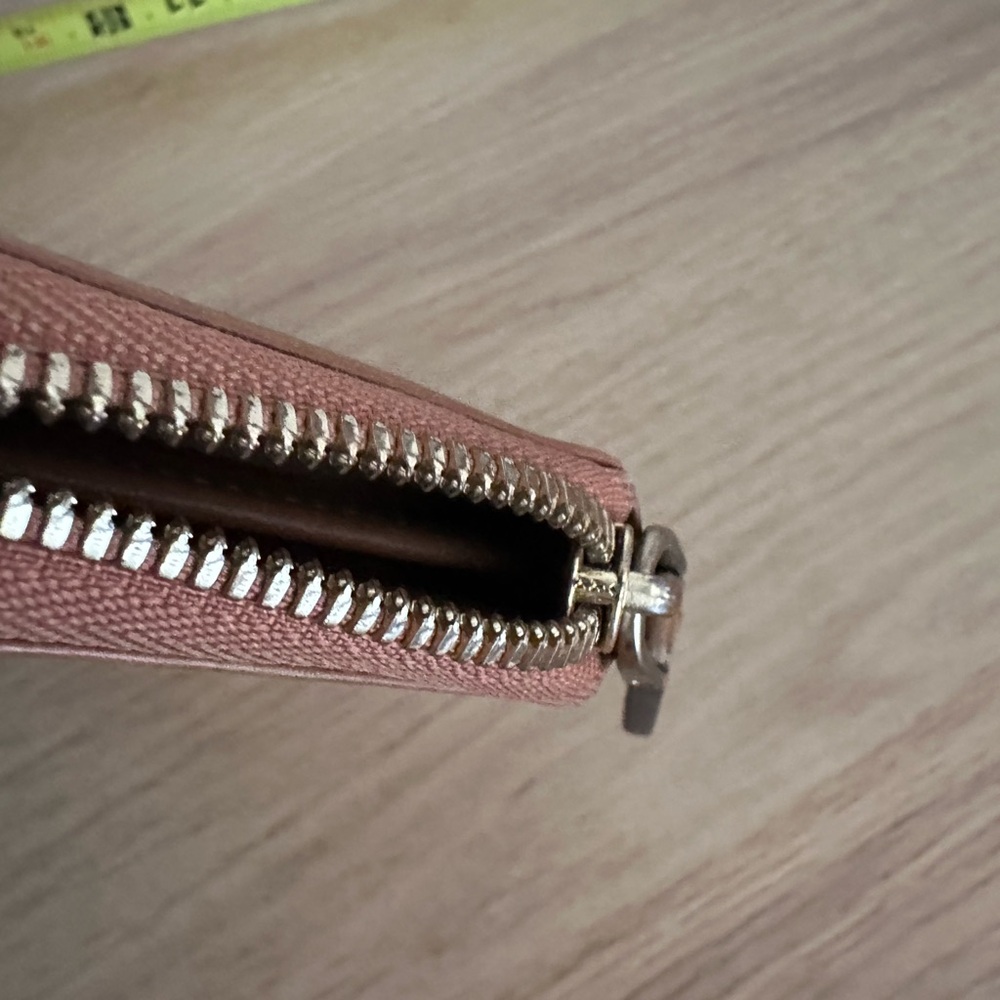 MCM Cognac Zipper Long wallet - Picture 14 of 14